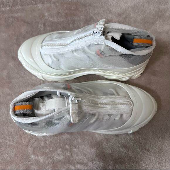 Burberry Arthur Low-Top Zip Sneakers Women US6 - Picture 2 of 6
